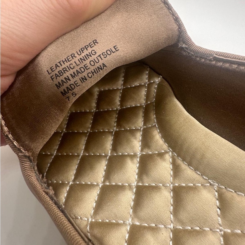 Birdies The Starling Latte Suede Slip on Flats Size 7.5 - Picture 13 of 13